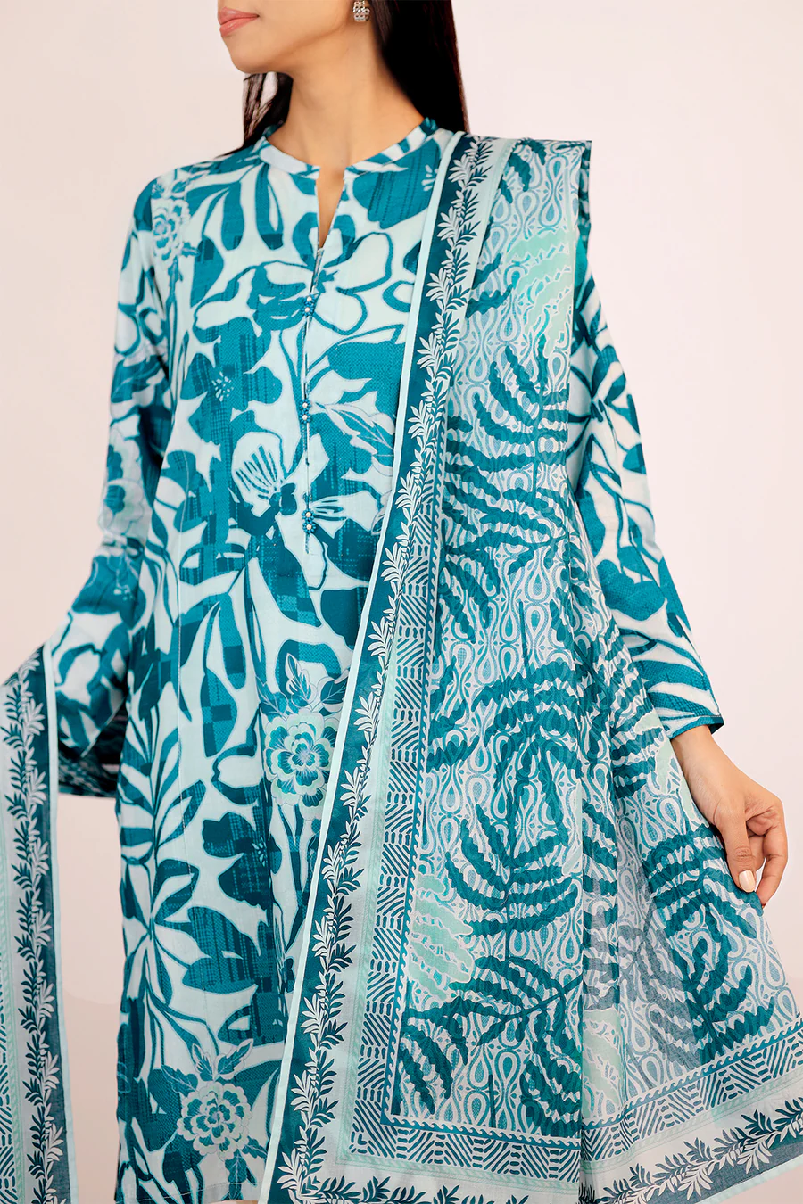Unstitched 3 Piece Lawn Suit | Turquoise | Saya | Annisafashion - Image 2
