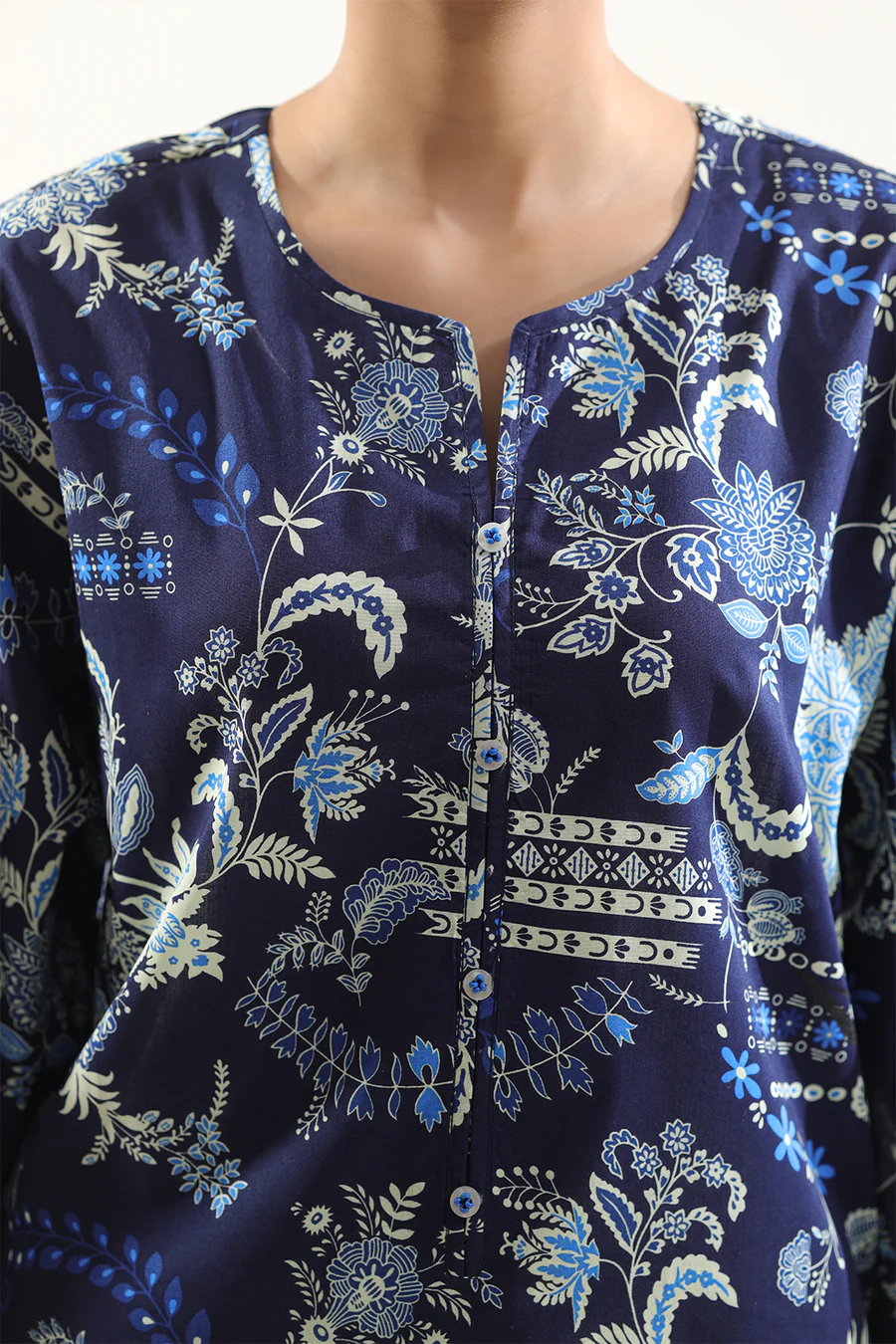 Unstitched 3 Piece Lawn Suit | Deep Blue | Saya | Annisafashion - Image 4