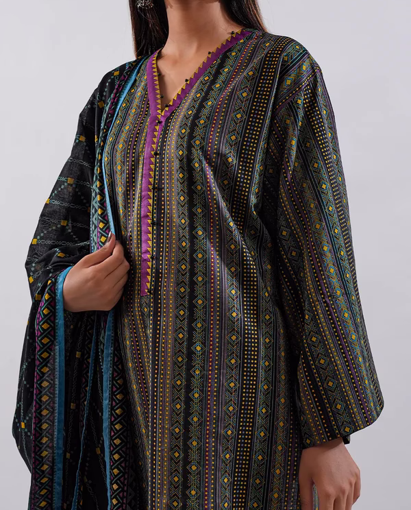 Unstitched 3-Piece Lawn Suit – Black | Saya | Annisafashion