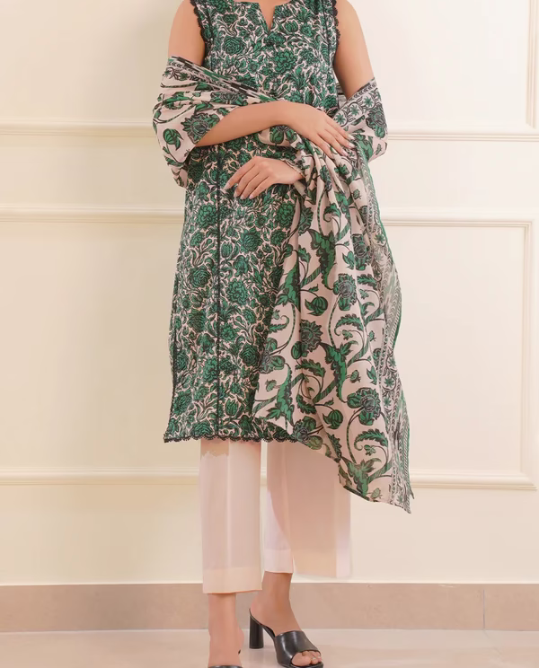 Unstitched 3-Piece Lawn Suit – Green | Saya | Annisafashion