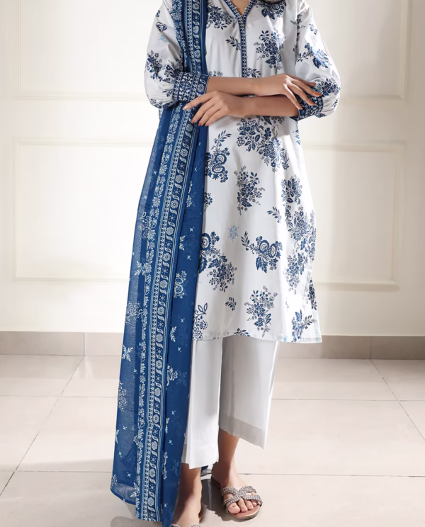 White Lawn Stitched Printed Suit | Stylish 3-Piece PRET | Annisafashion