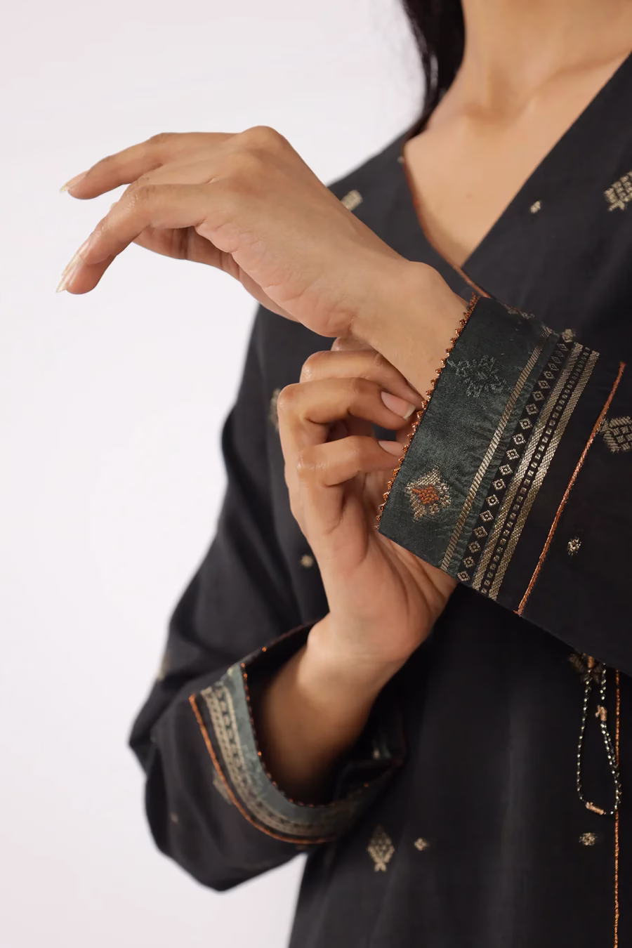 Unstitched Jacquard Cotton 3 Piece Suit- Black | Saya | Annisafashion - Image 4