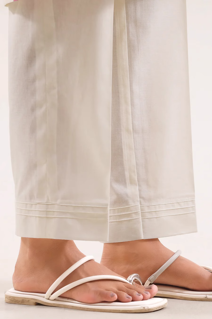 Unstitched 3-Piece Lawn Suit – Cream | Saya | Annisafashion - Image 4