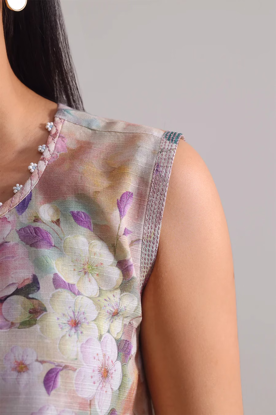 Unstitched 3-Piece Lawn Suit – Beige | Saya | Annisafashion - Image 4